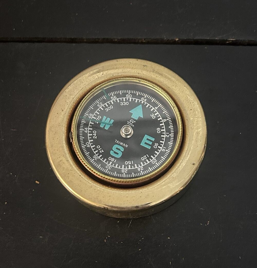 Vintage Brass Compass Taiwan Nautical Navigation Instrument 11.58 oz